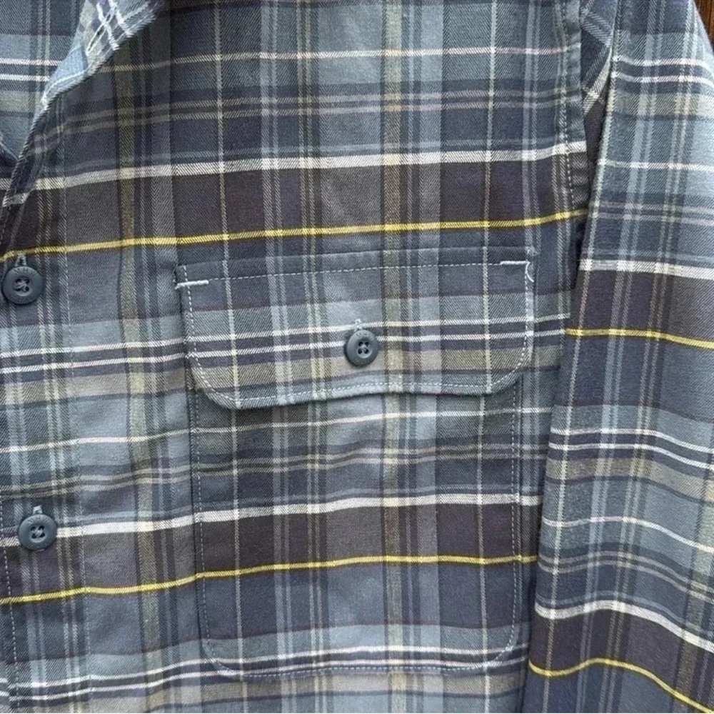 Mountain Hardwear Voyager Blue Plaid Shirt Men’s Size Medium Long Sleeves - Picture 5 of 7